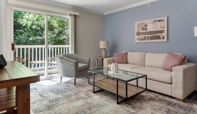 Landing | Modern 2BD, Pool, Clubhouse