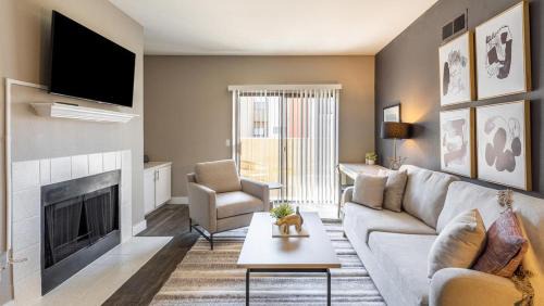 Landing Modern Apartment with Amazing Amenities (ID9204X65)
