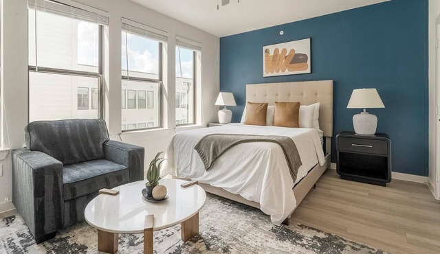 Landing | Modern Studio, Pool, Gym
