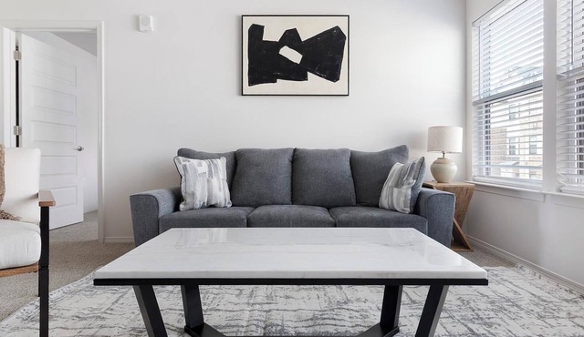 Landing | Spectacular 2BD, Game Room, Gym