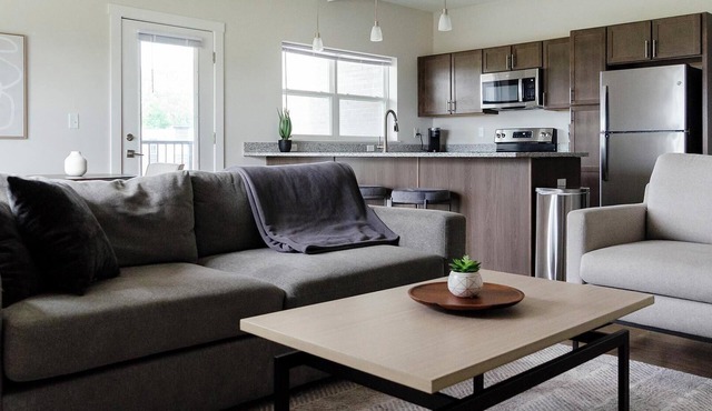 Landing | Spectacular 2BD, Courtyard, Gym