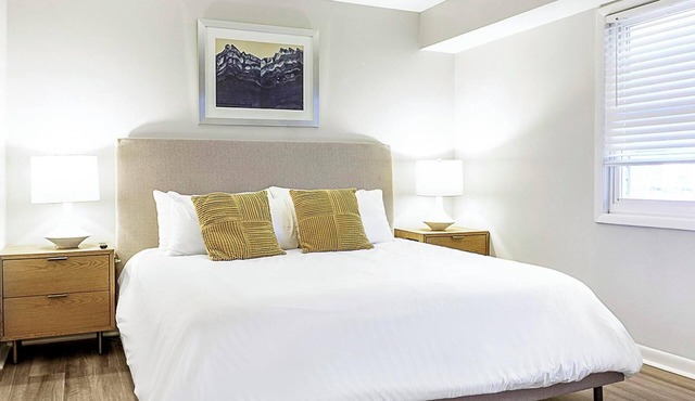 Landing | Spectacular 1BD, Courtyard, Pool