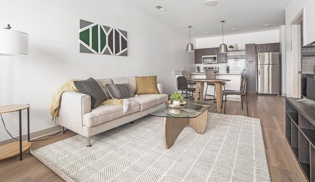 Landing | Spectacular 1BD, Pool, Gym