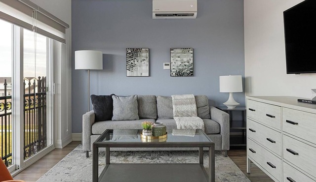 Landing | Spectacular 1BD, Gym, Clubhouse