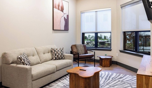 Landing | Spectacular 1BD, Clubhouse