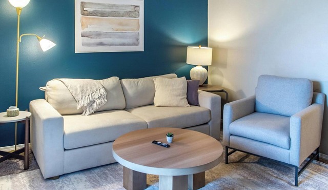 Landing | Spectacular 1BD, Gym, Clubhouse