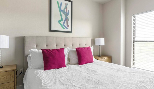 Landing | Spectacular 1BD, Gym, Courtyard