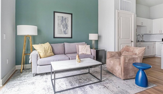 Landing | Spectacular 1BD, Pool, Gym