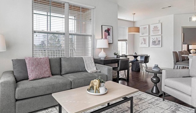 Landing | Spectacular 1BD, Gym