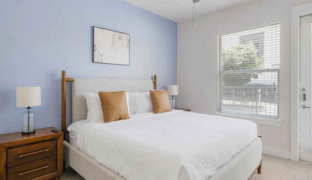 Landing | Spectacular 1BD, Gym, Clubhouse