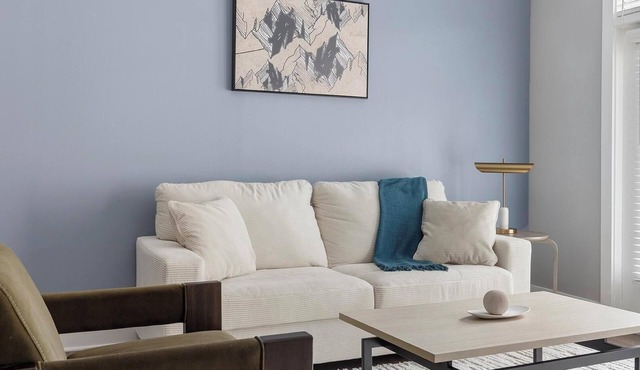 Landing | Spectacular 1BD, Clubhouse, Gym
