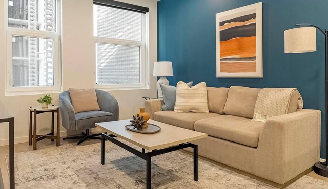 Landing | Spectacular 1BD, Gym, Rooftop Lounge