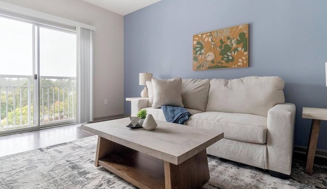 Landing | Spectacular 1BD, Rooftop Lounge