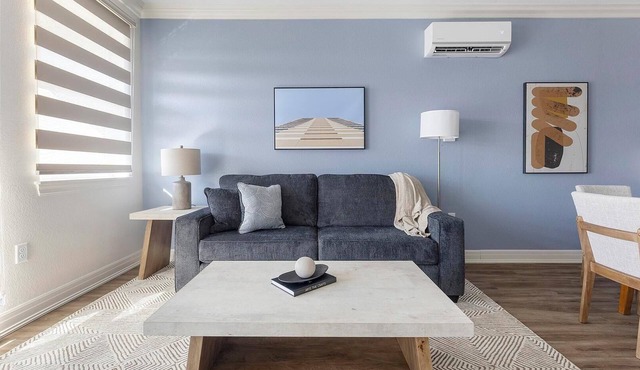 Landing | Spectacular 2BD, Yoga Studio, Gym
