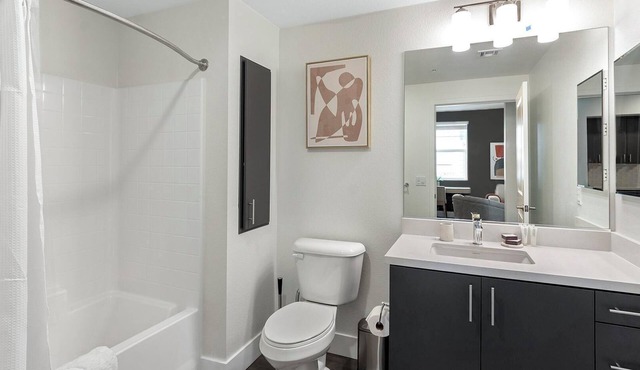 Landing | Spectacular 2BD, Pool, Gym