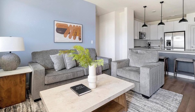 Landing | Spectacular 2BD, Pool, Gym