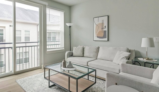 Landing | Spectacular 2BD, Clubhouse, Yoga Studio