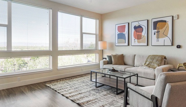 Landing | Spectacular 2BD, Yoga Studio, Clubhouse