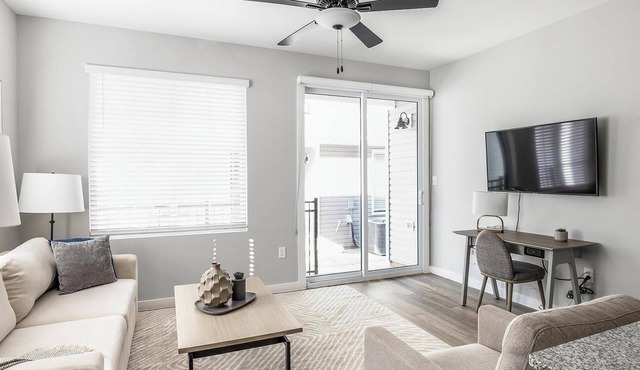 Landing | Spectacular 2BD, Clubhouse, Pool