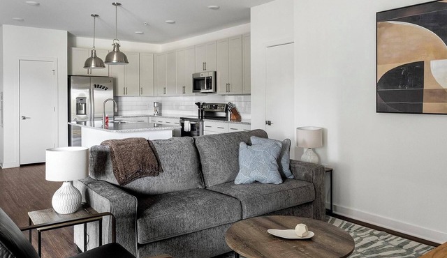 Landing | Spectacular 2BD, Yoga Studio, Clubhouse