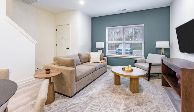 Landing | Spectacular 3BD, Pool, Yoga Studio