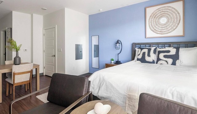 Landing | Spectacular Studio, Pool, Yoga Studio