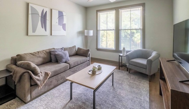 Landing | Spectacular 1BD, Gym, Game Room