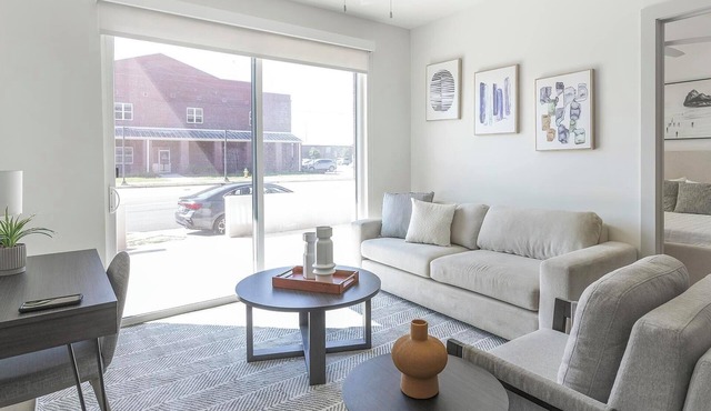Landing | Spectacular 2BD, Gym, Clubhouse