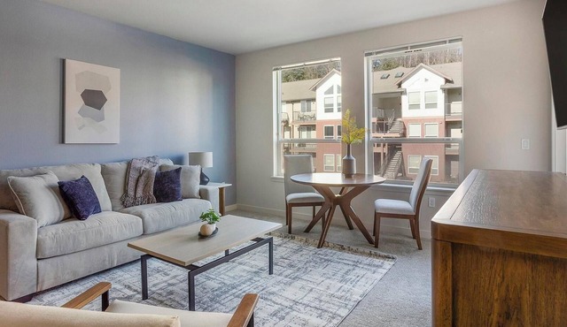 Landing | Spectacular 1BD, Clubhouse, Pool