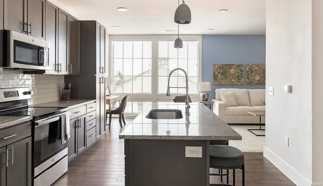 Landing | Spectacular 1BD, Game Room, Clubhouse