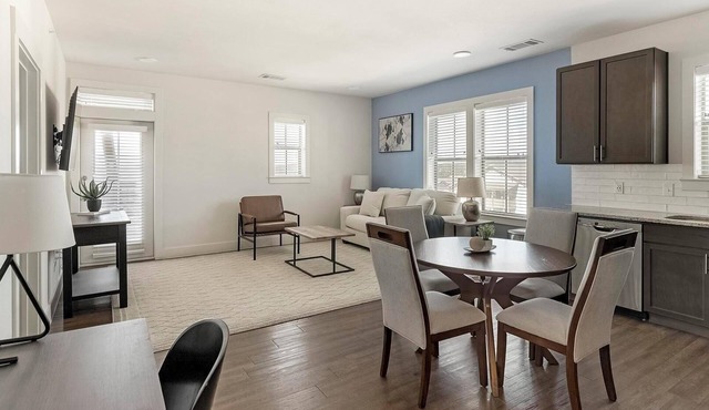 Landing | Spectacular 2BD, Clubhouse, Game Room