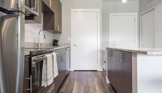 Landing | Stunning 1BD, Clubhouse, Gym