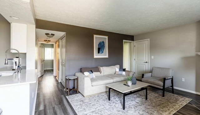 Landing | Stunning 1BD, Pool, Yoga Studio