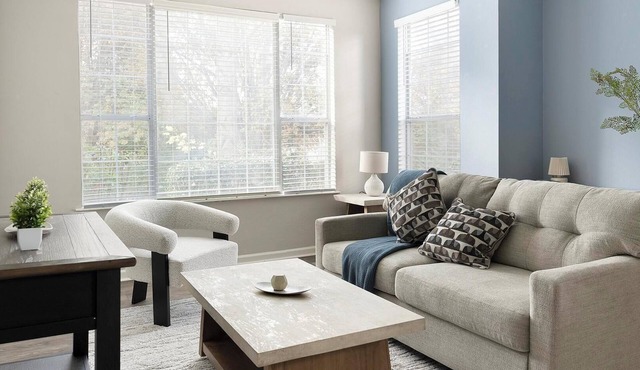 Landing | Stunning 1BD, Clubhouse, Gym