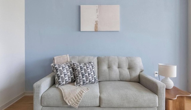 Landing | Stunning 1BD, Gym, Yoga Studio