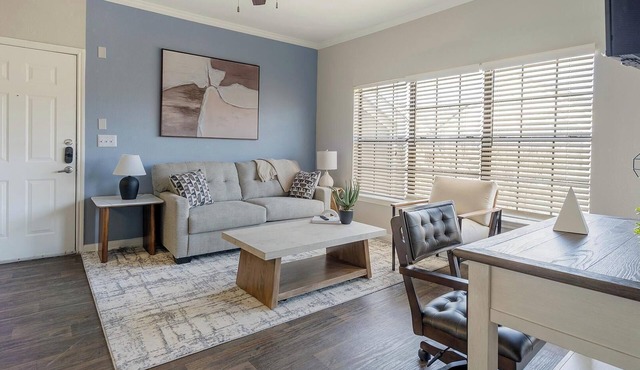 Landing | Stunning 1BD, Pool, Clubhouse