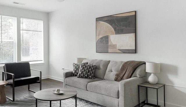 Landing | Stunning 1BD, Clubhouse, Yoga Studio