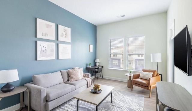 Landing | Stunning 1BD, Clubhouse, Gym