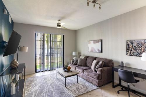 Landing Stunning 1BD Clubhouse Gym