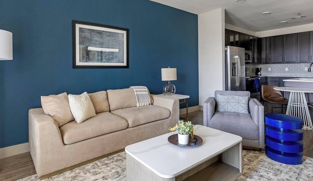 Landing | Stunning 1BD, Courtyard, Gym