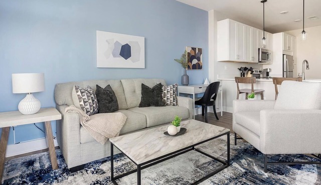 Landing | Stunning 1BD, Gym, Clubhouse
