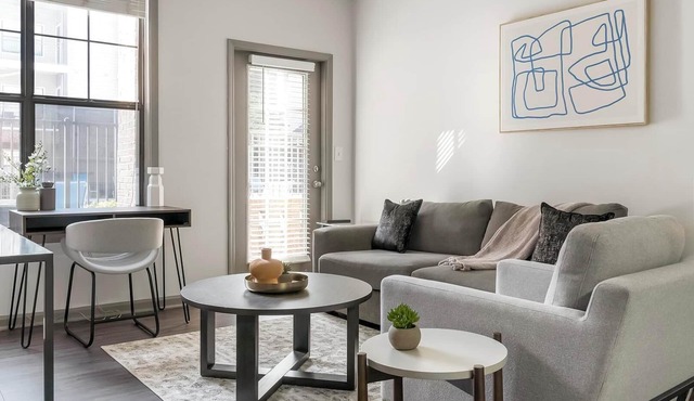 Landing | Stunning 1BD, Pool, Courtyard