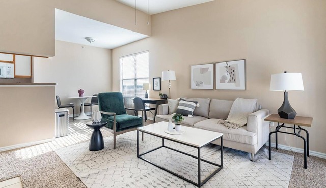 Landing | Stunning 1BD, Rooftop Lounge, Gym