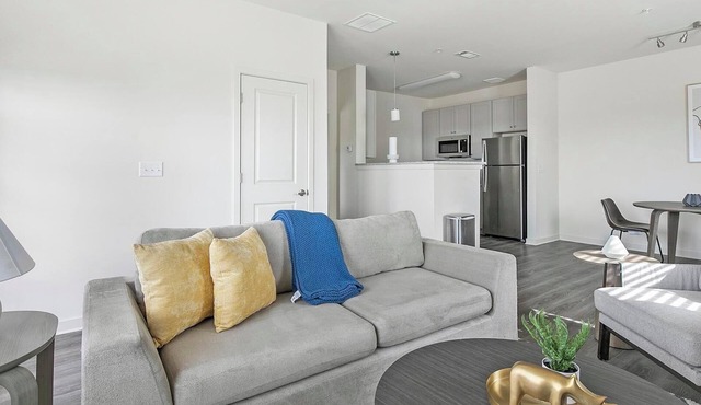 Landing | Stunning 1BD in North Fort Worth