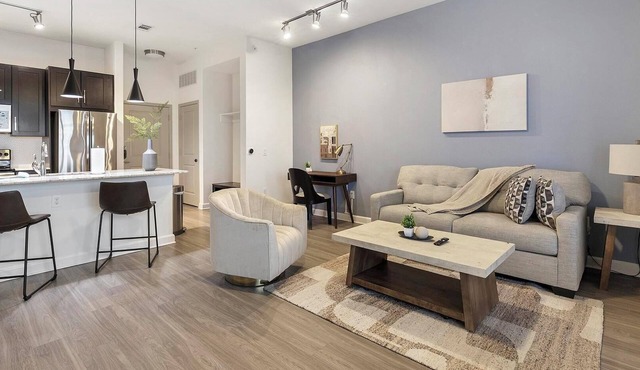 Landing | Stunning 1BD, Game Room, Gym