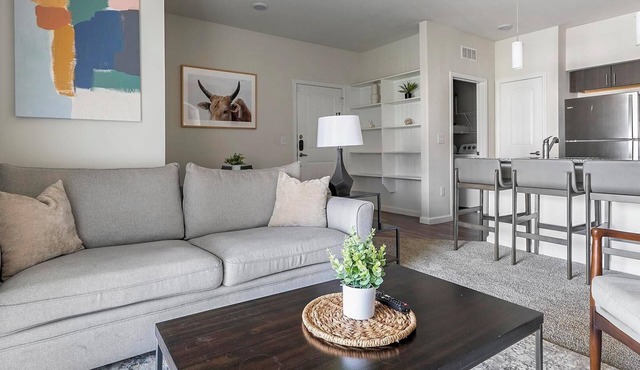 Landing | Stunning 2BD, Clubhouse, Yoga Studio