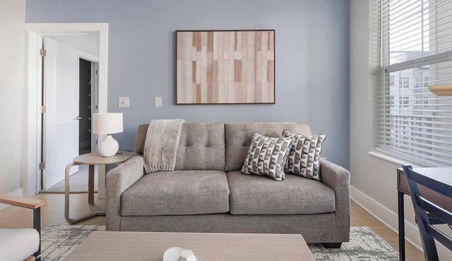 Landing | Stunning 2BD, Courtyard, Gym
