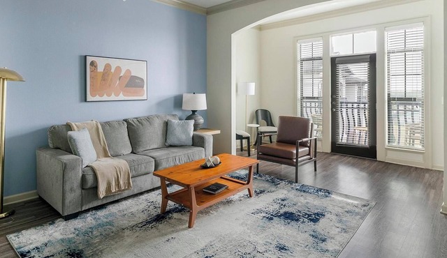 Landing | Stunning 2BD, Clubhouse, Gym