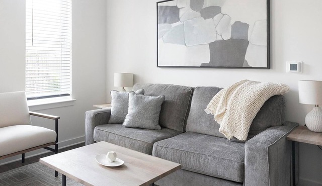 Landing | Stunning 2BD, Clubhouse, Yoga Studio