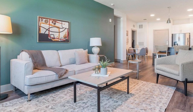 Landing | Stunning 2BD, Courtyard, Gym